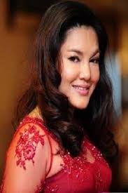 Cast & Crew for Leftenan Adnan (2000)