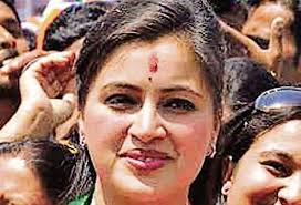 However, she changed her strategy this time around and contested as a yuva swabhimani paksha (ysp) candidate, a political outfit formed by her husband ravi rana. Lok Sabha Elections 2019 Navneet Kaur May Not Be Thencp Candidate From Amravati Hindustan Times