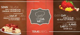 Table Menu Dilipat Menjadi Bentuk Segitiga Ayam