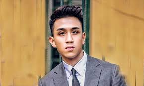 Dương Edward hát về nỗi lòng xa quê dịp Tết