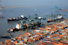 Meer is a village in the belgian municipality of hoogstraten. Hafen Antwerpen Wachst Weiter Mit Containern Hansa International Maritime Journal