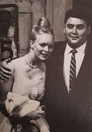 Flounder And His Girlfriend Cissy National Lampoon S Animal House Animal House Cool Pictures