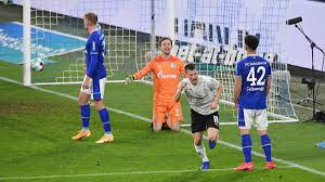 Can anyone suggest the code to connect to tor, from python code, before starting selenium for scraping? Fc Schalke Kassiert Gegen Borussia Monchengladbach Nachste Klatsche Rose Elf Beendet Negativserie Eurosport