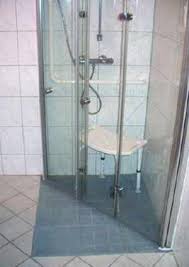 Eine barrierefreie dusche wird häufig auch als bodengleiche dusche oder ebenerdige dusche bezeichnet. Barrierefreie Dusche Shkwissen Haustechnikdialog