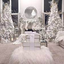 2 430 Likes 25 Comments Fashion Climaxx Fashionclimaxx2 On Instagram Soo Inspired By Luxury Christmas Decor White Christmas Decor White Christmas Trees