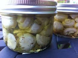 Champignons Marines Dans L Huile Homemade Recipes Marinated Mushrooms Food