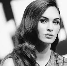 Pin By Casadeorocigar On Megan Fox With Images Celebrity Beauty