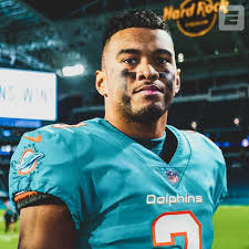 It S Tua Time In Miami The Dolphins Select Alabama Qb Tua Tagovailoa With The No 5 Over In 2020 Miami Dolphins Football Miami Dolphins Wallpaper Nfl Football Pictures