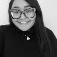 Alison Roth's Instagram, Twitter & Facebook