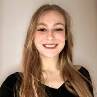 Celia Metz's Instagram, Twitter & Facebook