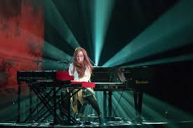 Tori Amos Announces Holiday Ep Christmastide Due Out This December Rolling Stone Biography by stephen thomas erlewine. tori amos announces holiday ep christmastide due out this december rolling stone