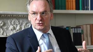 Ich bin jetzt fast fünf jahre ministerpräsident, bin aber schon. Sachsen Anhalt Falschungen Bei Ddr Wahlen 1989 Politiker Erinnern Sich N Tv De