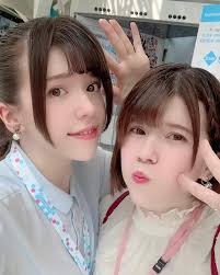 Ally&Sally 🇨🇦 (@moe_twinstyle) • Instagram photos and videos