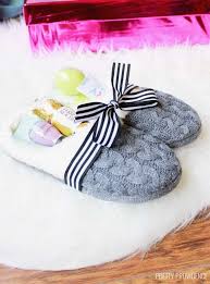 Birthday Present Ideas For Mom Diy Slippers Gift Idea For Women Diy Mothers Day Gifts Cozy Slippers Gift Diy Christmas Gifts