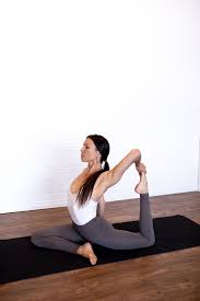 Eka Pada Rajakapotasana King Pigeon Pose In 2020 Advanced Yoga Yin Yoga Pigeon Pose