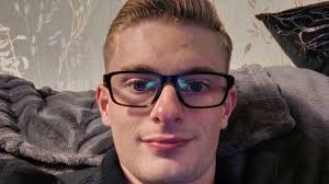 El jove britànic desaparegut el maig a Tossa reapareix sense explicar