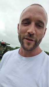 Nicholas Philpot's Instagram, Twitter & Facebook