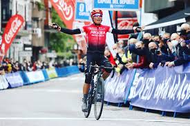 Joiería quintana maintient encore aujourd´hui une longue tradition horlogère, fondée en l'entreprise carrosserie quintana, est localisée à meximieux (che de la bassette) dans le. Vuelta A Asturias 2021 Con Nairo Quintana En Vivo Radio Etapa 2 Hoy 1 De Mayo