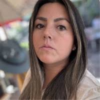 70+ perfiles de «Ana Botello»