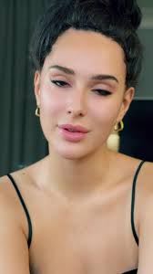 Aneliyavi (@aneliyavi8)