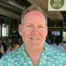 Evan Gresham's Instagram, Twitter & Facebook