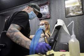 Firma nou înfiinţată va fi organizată şi adoptată conform cerinţelor pieţei şi specificului actual activităţii alese. Tatuaje Vs CompetenÅ£a ProfesionalÄƒ Sunt Tatuajele Un Dezavantaj La Angajare Cum VariazÄƒ Increderea In Medici Sau PoliÅ£isti