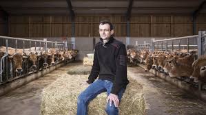 En galicia, una semana después de iniciarse la desescalada en la hostelería y la movilidad municipal, los contagios han registrado un ligero descenso que rompe. La Terre Agricole Est Devenue Un Objet De Speculation Fonciere Le Soir Plus