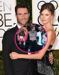 Seit 2012 sind die beiden ein paar. Adam Levine Und Behati Prinsloo Seltenes Familien Pic Promiflash De