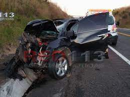 Este sábado, la grieta inicial se expandió y provocó el colapso de un tramo carretero en la autopista más importante de michoacán. Un Muerto Y Un Lesionado En Autopista Sigloxxi Meganoticias
