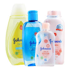 Encontre esse pin e muitos outros na pasta valeria new born baby kit. Buy Johnson S Essentials Baby Gift Set 4 Pieces Online At Best Price In Pakistan Naheed Pk
