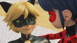 The Way They Look At Each Other Miraculous Ladybug Miraculous Ladybug And Cat Noir Ladybug And Chat Noir