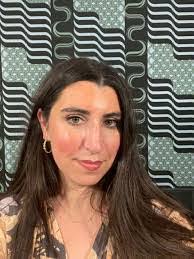 Tina Heiser's Instagram, Twitter & Facebook