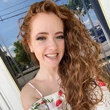 Caitlin Kay's Instagram, Twitter & Facebook