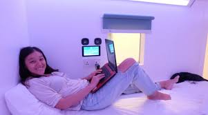 Belakangan, muncul satu lagi hotel kapsul baru ; Bobobox Kapsul Hotel 100rban Private Travel Diary Of Lenny Lim