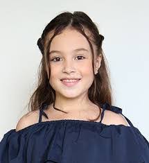 Amber Salvador's Instagram, Twitter & Facebook