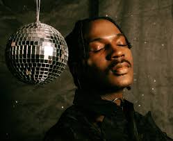 The legacy fulfilled its prophecy. 🪩 Photographer (1, 3, 4):  @lydiasmith.photo Photographer (2): @dammelphotographicworks Stylist (2):  @roseandbull Braids (1, 3, 4): @cc_hairlab