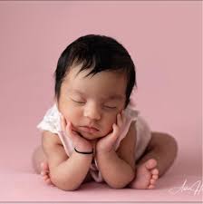 Aisha's In Home Newborn Photography