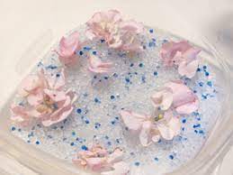 Again, ensure that the petals or leaves have no water or condensation on and are completely dry. How To Dry Flowers With Silica Gel Beads Resin Obsession