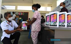 Okul kategorisinde yer alan sekolah jenis kebangsaan (tamil) paya kamunting adres bilgileri: Bernama Sjkt Bayan Lepas Sedia Kemudahan Tablet Untuk Murid Hasil Jualan Beg Guna Semula