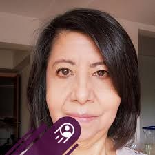 Gloria Villeda's Instagram, Twitter & Facebook