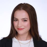 Abbie Carr's Instagram, Twitter & Facebook