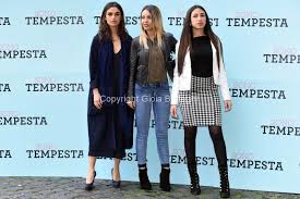 Si tratta di un film diretto da daniele luchetti, famoso per aver ideato i film come: Presentazione Del Film Io Sono Tempesta Gioia Botteghi