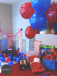 Balloon Decoration Spiderman Birthday Decoration Ideas At Home Lincoln S 4th Birthday Party Spiderman Party Superhero Birthday Party Spiderman Birthday Party