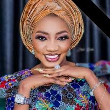 120 HOURS GUINNESS WORLD RECORD SET.. Celestial Church of Christ member and  Ivorian Chef Zeinab Bance has been attempting to break the Guinness World  Record for the longest individual cooking marathon. She