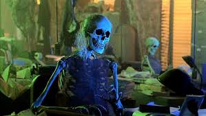 Beetlejuice is an animated television series that ran from september 9, 1989 to october 26, 1991 on abc, and on fox from september 9, 1991 to december 6, 1991. Terrifying Moments From Kid S Movies Part 3 Retro Junk Article