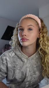 Britt Dekker krijgt kritiek van Dries Roelvink! #brittdekker #driesroe...