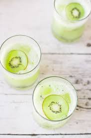 Kiwi Gin Sours Kimbrough Daniels Recipe Gin Sour Spring Cocktails Champagne Recipes Cocktails