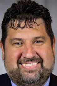 Browns honor Barnett for years of service to Hall of Fame