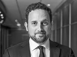 Rodrigo León, abogado experto en propiedad industrial: “La ley es un cambio  enorme. Pero más que eso, deben existir políticas públicas que potencien la  innovación”