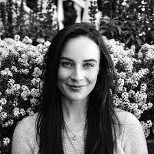 Leigh Winters's Instagram, Twitter & Facebook